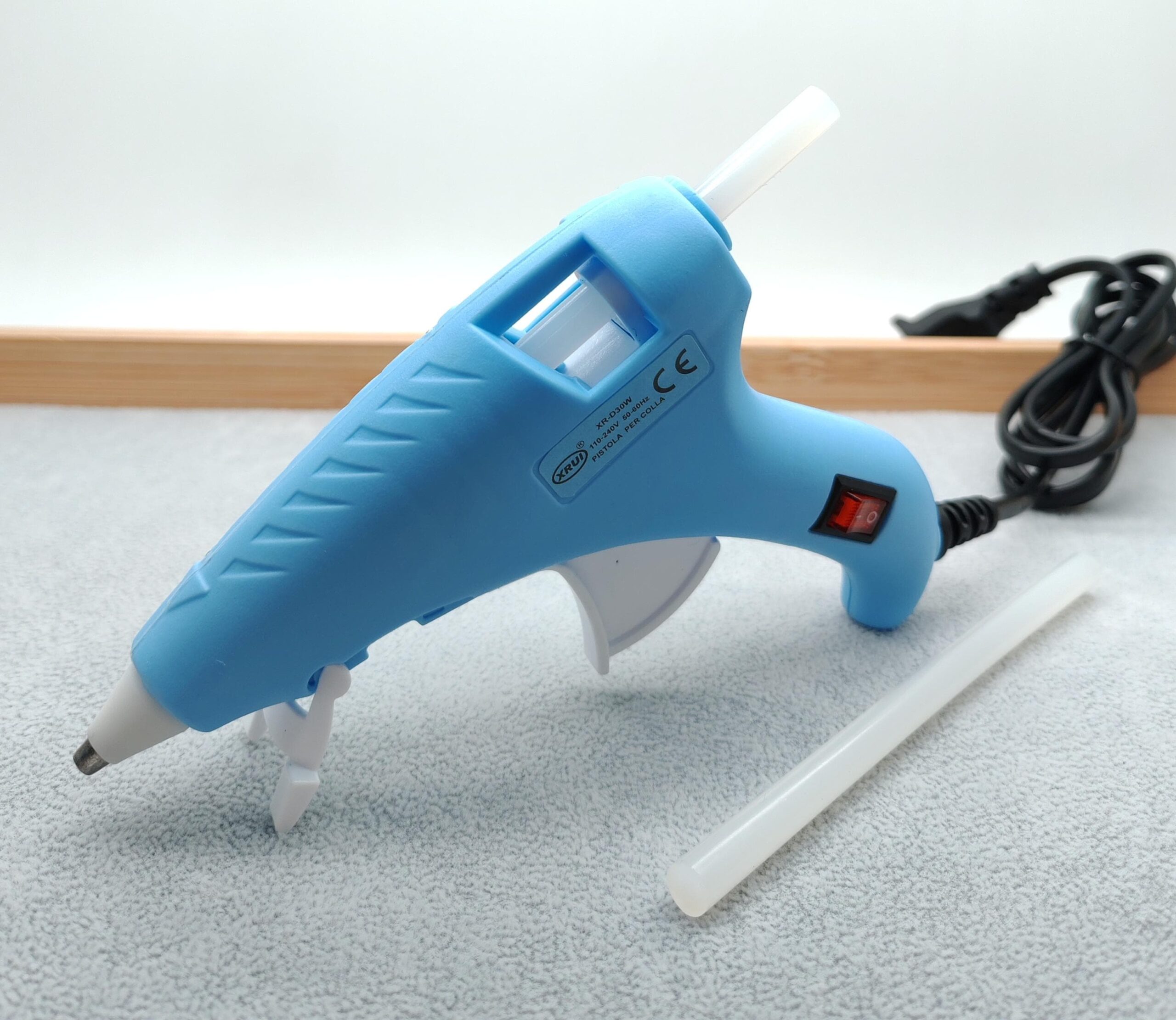 PISTOLA DE SILICONA XRUI